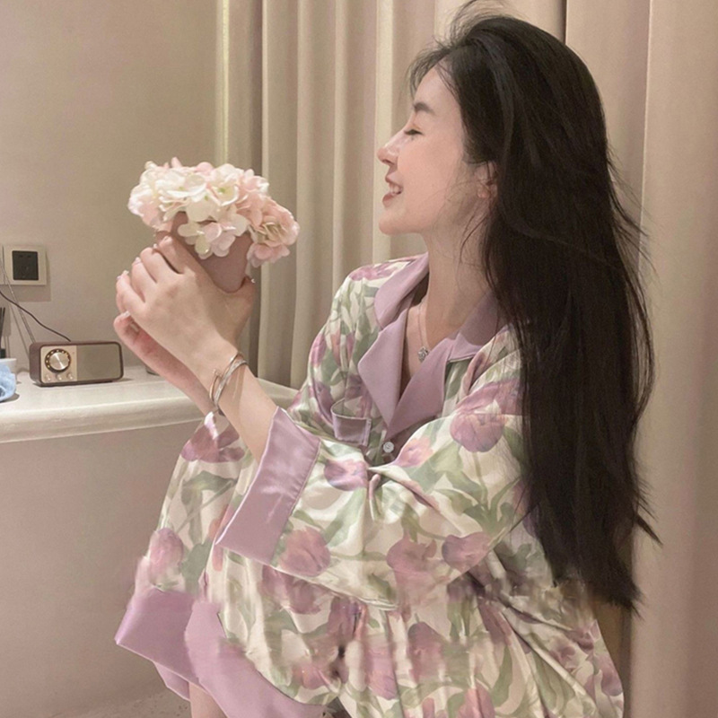 外国貿易のシミュレーションのシルクのパジャマの女性の春秋の長袖の氷の糸のカーディガンの漫画の軽い贅沢な生放送のパジャマの部屋の服の2つのセット|undefined