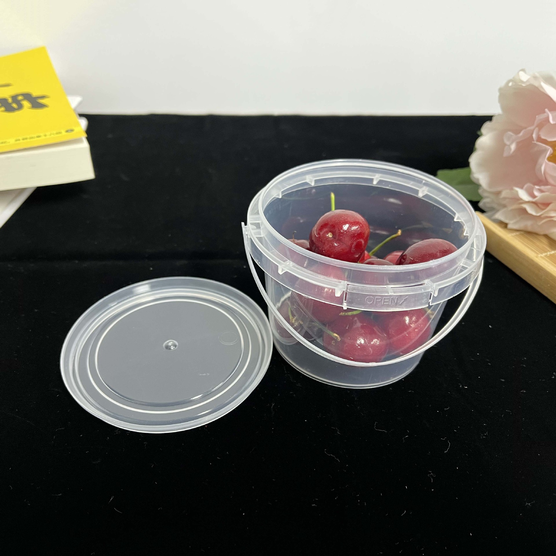 Food Plastic Bucket with Lid Portable Sealed PP Fruit Fishing Milk Tea Roasted Grass Packaging Bucket Printable Packaging Bucket