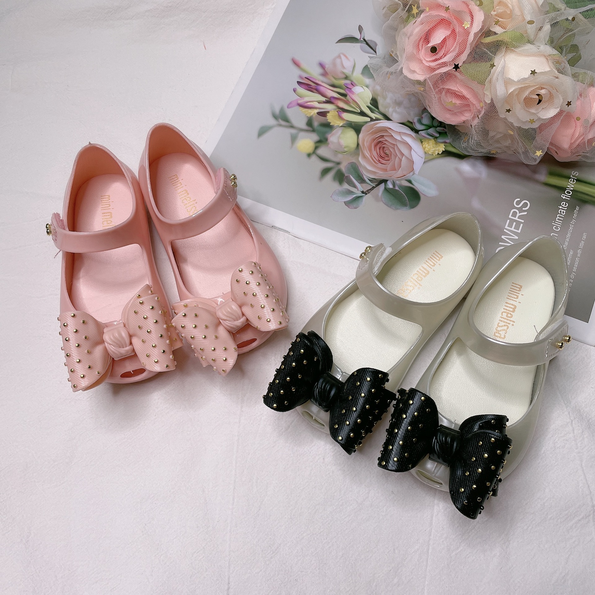 21 New Mei * Sa Children's Jelly Shoes Fragrant Polka Dot Bow Beach Sandals