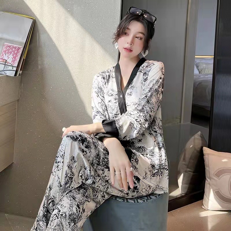 National fashion style pajamas for women spring and autumn long-sleeved ice silk summer fashion ink painting thin four-piece set that can be worn outside home clothes