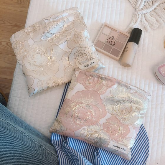 [Su Sibo Bag] Elegant and elegant small makeup bag makeup bag storage bag exquisite gold silk jacquard rose