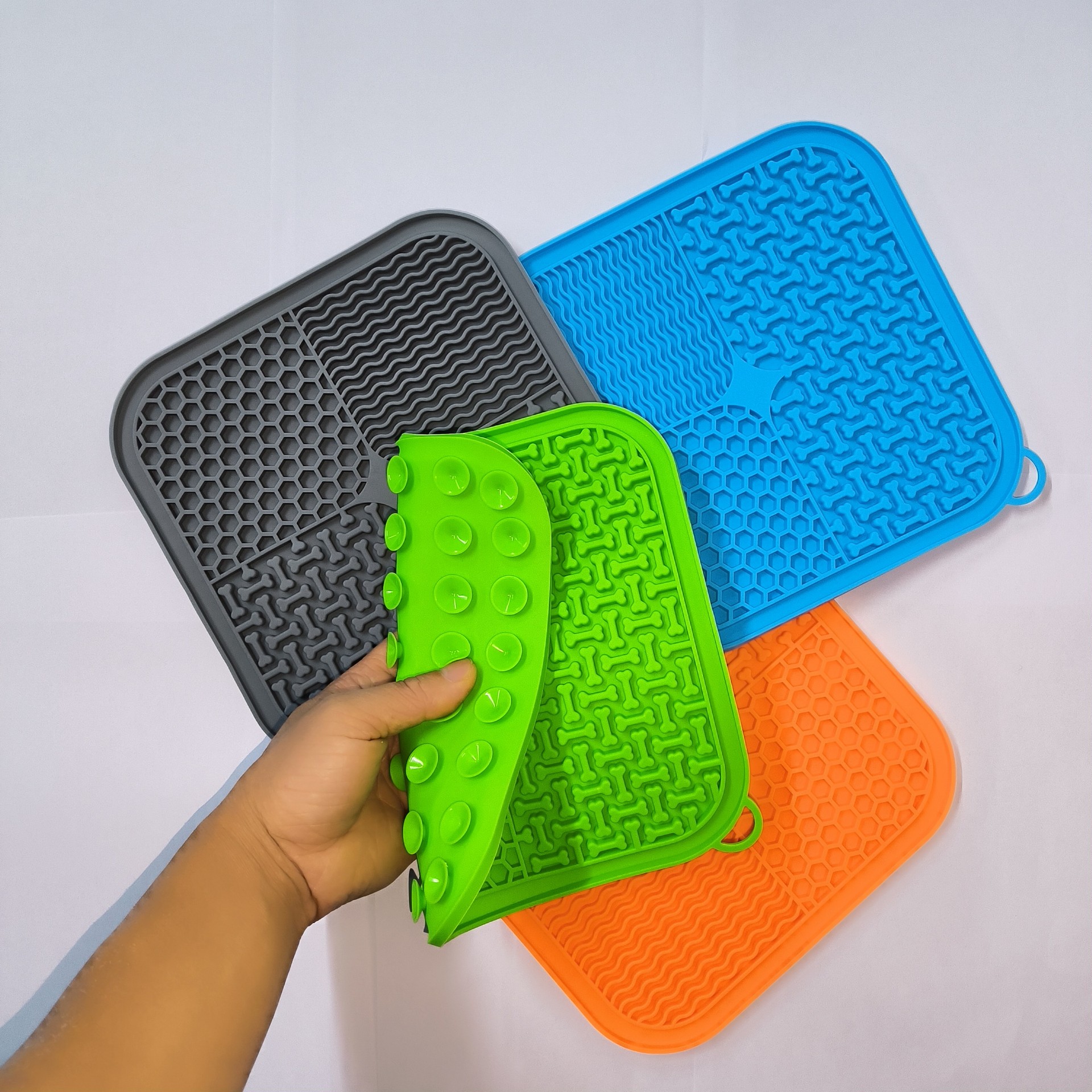 Pet Licking Pad Amazon Silicone Pet Eatware Sucker Licking Pad Slow Pad Anti-choking Slow Pot Dog Licking Pad