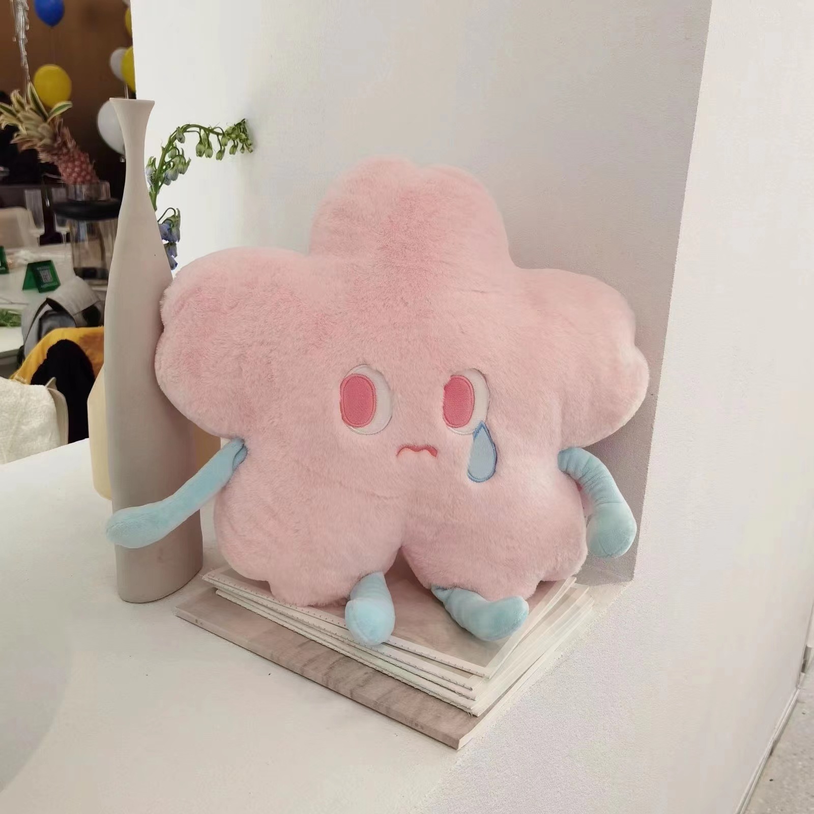 ins Japanese cute cherry blossom plush pillow living room sofa cushion bedroom girl heart children's room bay window decoration