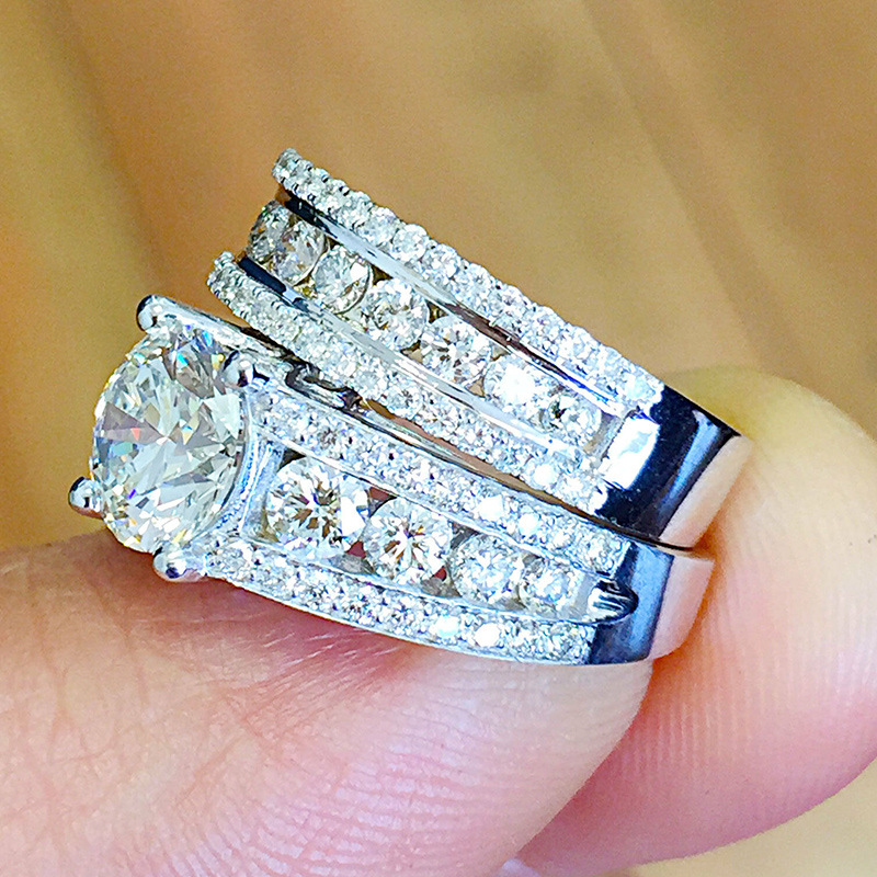 Unisex Hot Luxus Voller Diamant Paar Ring Set Exquisite Zirkon Engagement Ring Set_voghion.com