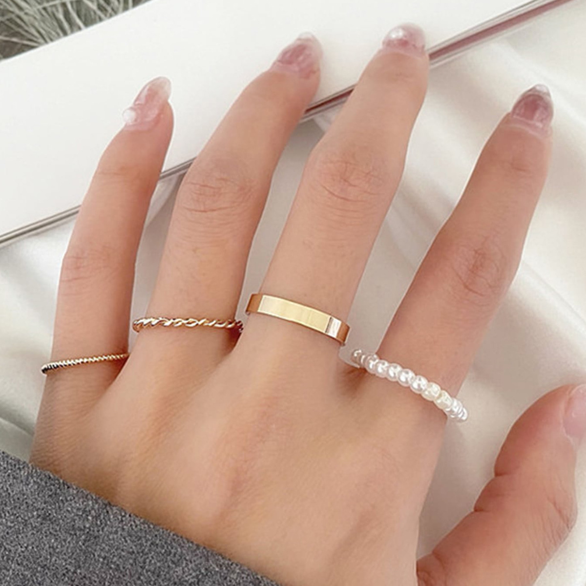 Ring Four-piece Set Combination Personalized ins Cool Style Simple Pearl Ring_voghion.com