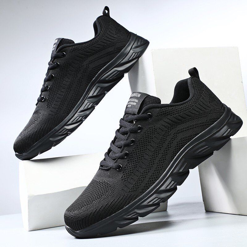 2022 shoes new sports leisure summer men's breathable hollow comfortable mesh fly woven running shoes travel men's shoes
