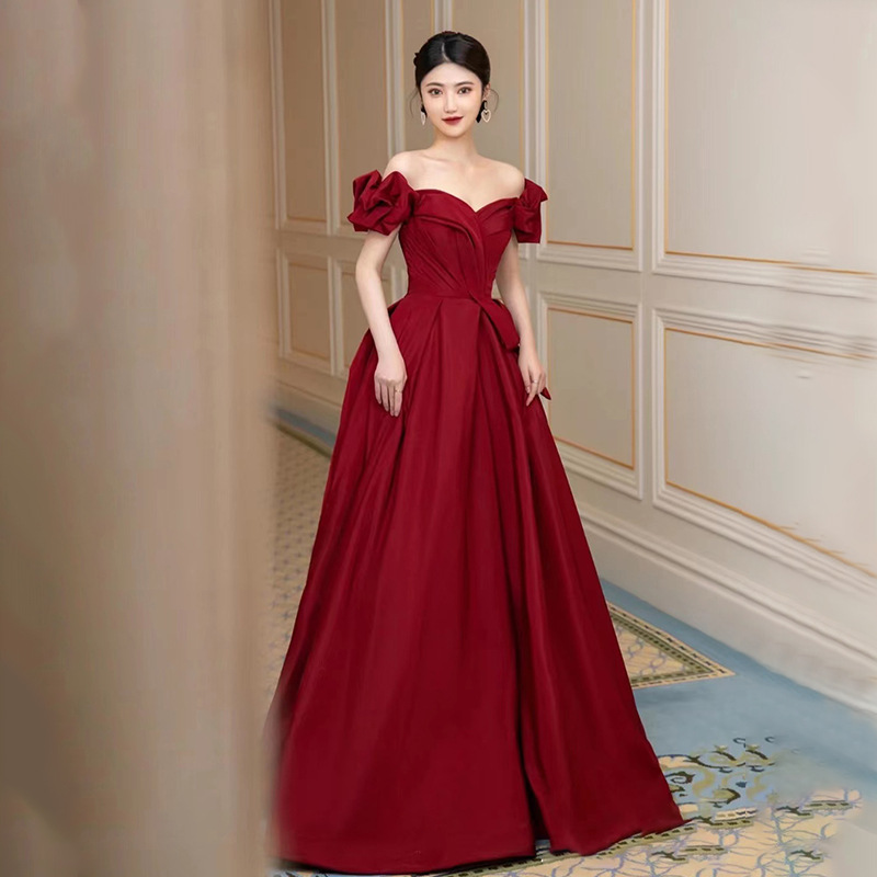 2024 Toast Dress Bride Comfortable Texture off-shoulder Princess Dress Satin Engagement Slimming Host Evening Dress Female