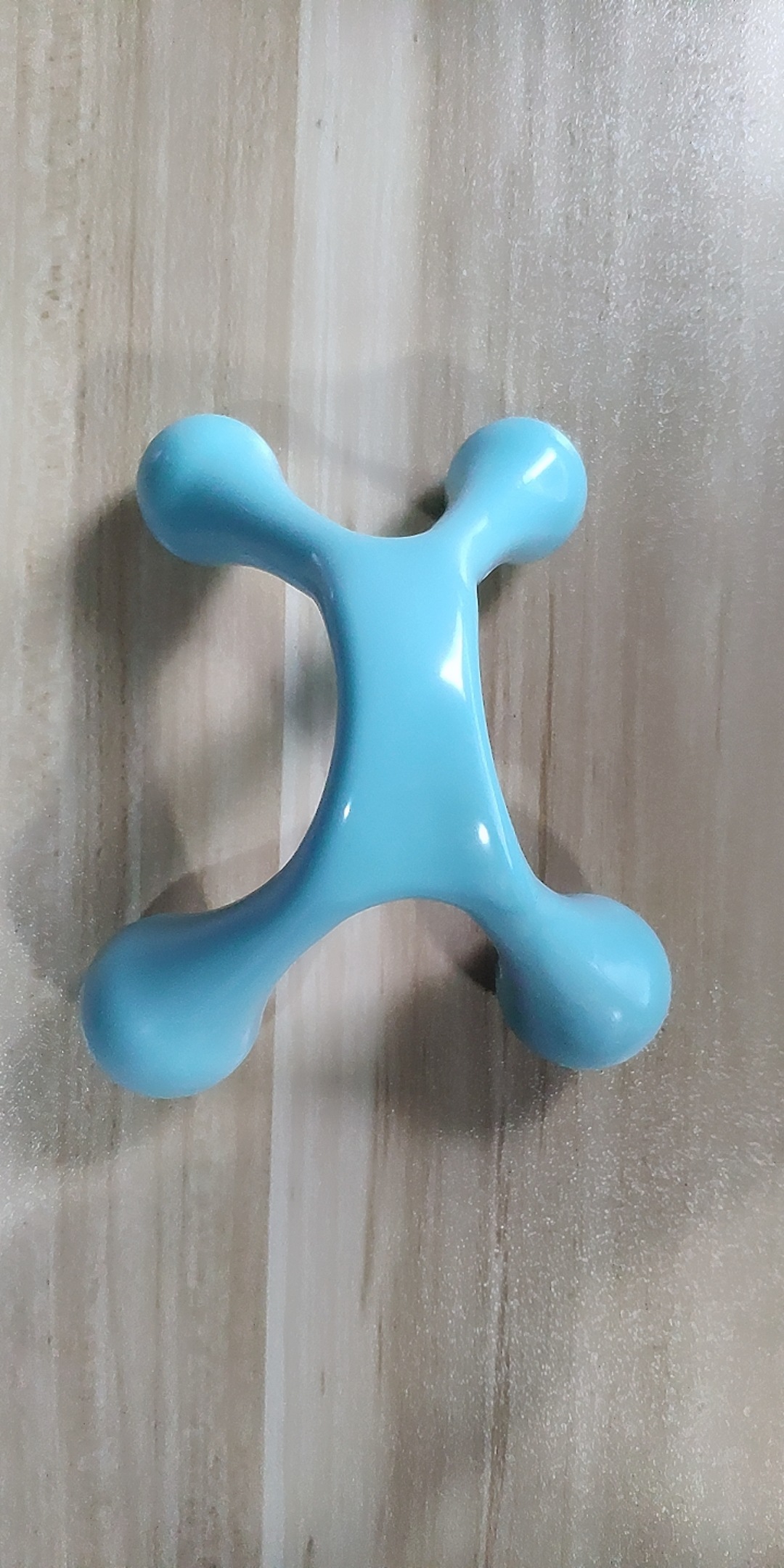 Factory direct plastic four-corner massager four-foot massager acupoint massager