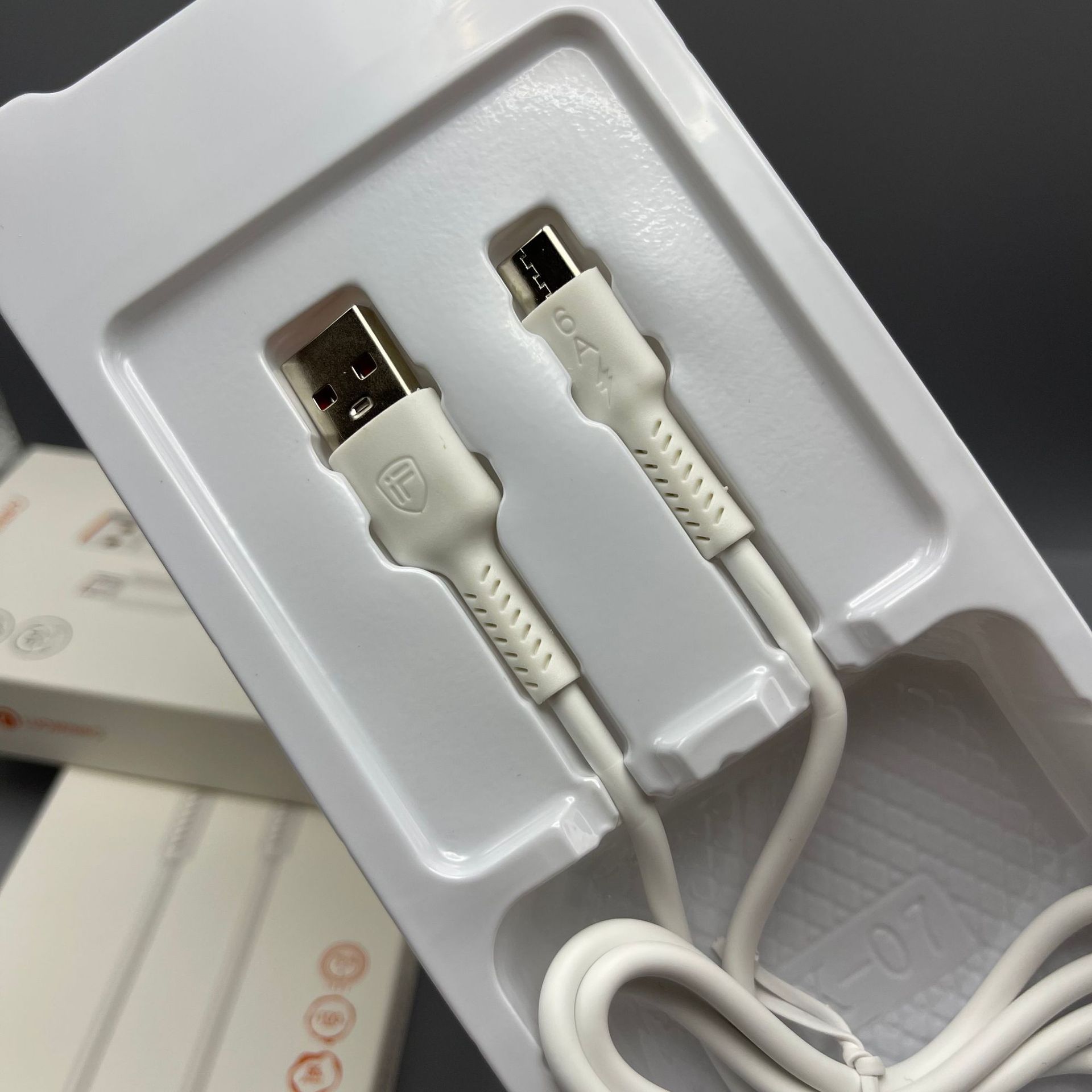 LUOMINRO brand 120W mobile phone data cable high power fully compatible with flash charging mobile phone fast charging cable manufacturer