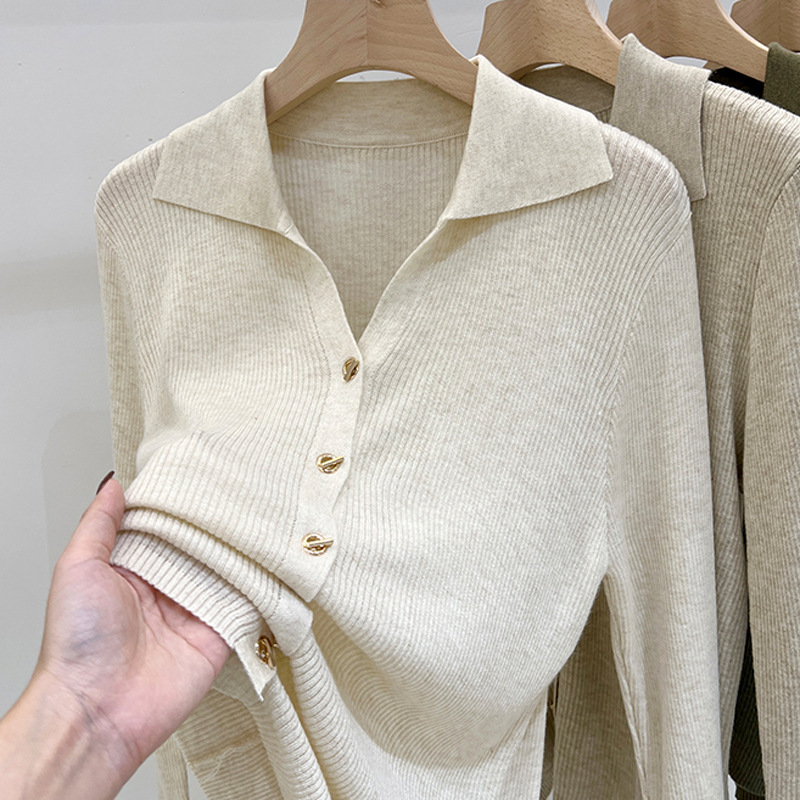 Design sense niche lapel long-sleeved sweater for women 2023 autumn and winter western style solid color top bottoming shirt sweater