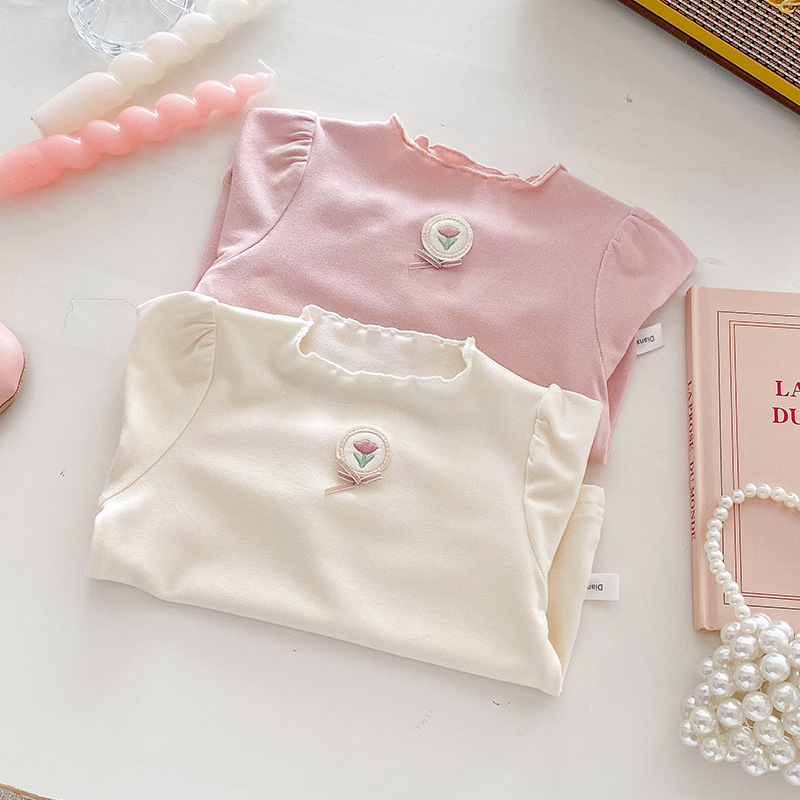 Dioxi baby girl bottoming shirt 2024 spring and autumn infant versatile sweet flower label top cotton long sleeve T