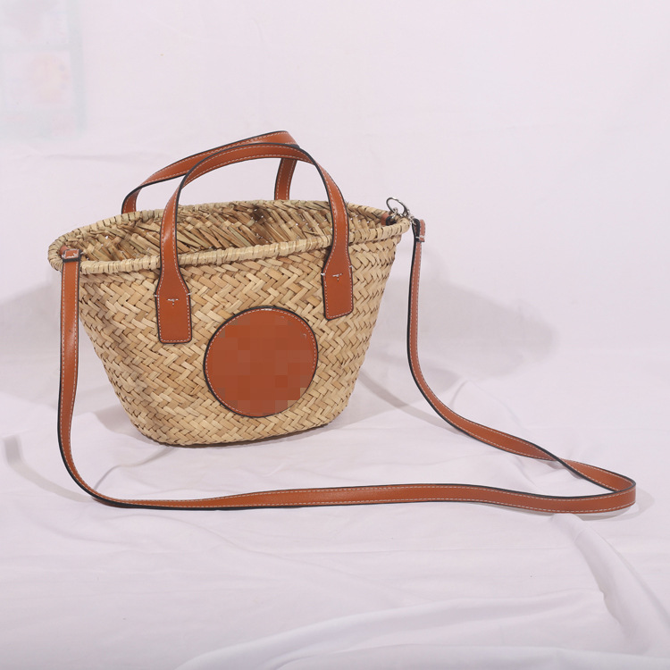 Straw bag women's bag ins natural water grass diagonal woven handbag European and American shoulder bag portable beach bag wholesale