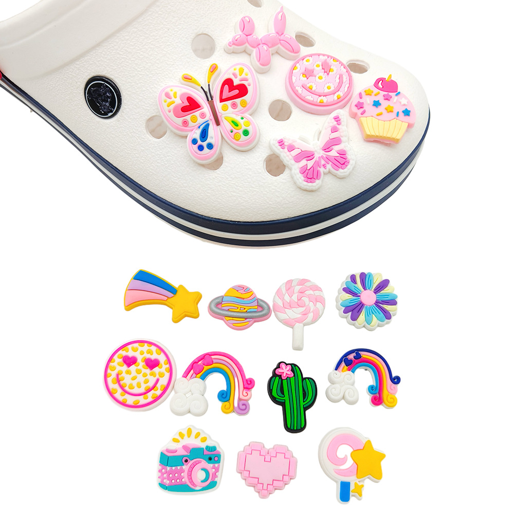 Cute small fresh light powder hole shoes shoes flower decorative buckle soft rubber DIY shoe accessories accessories Amazon wholesale