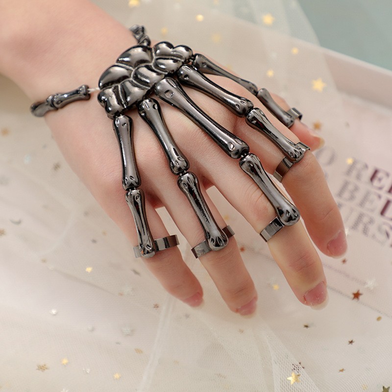 European and American Popular Halloween Bracelet Punk Exaggerated Ghost Hands Skull Bracelet Metal Texture Cross-Border Multi-Finger Bracelet