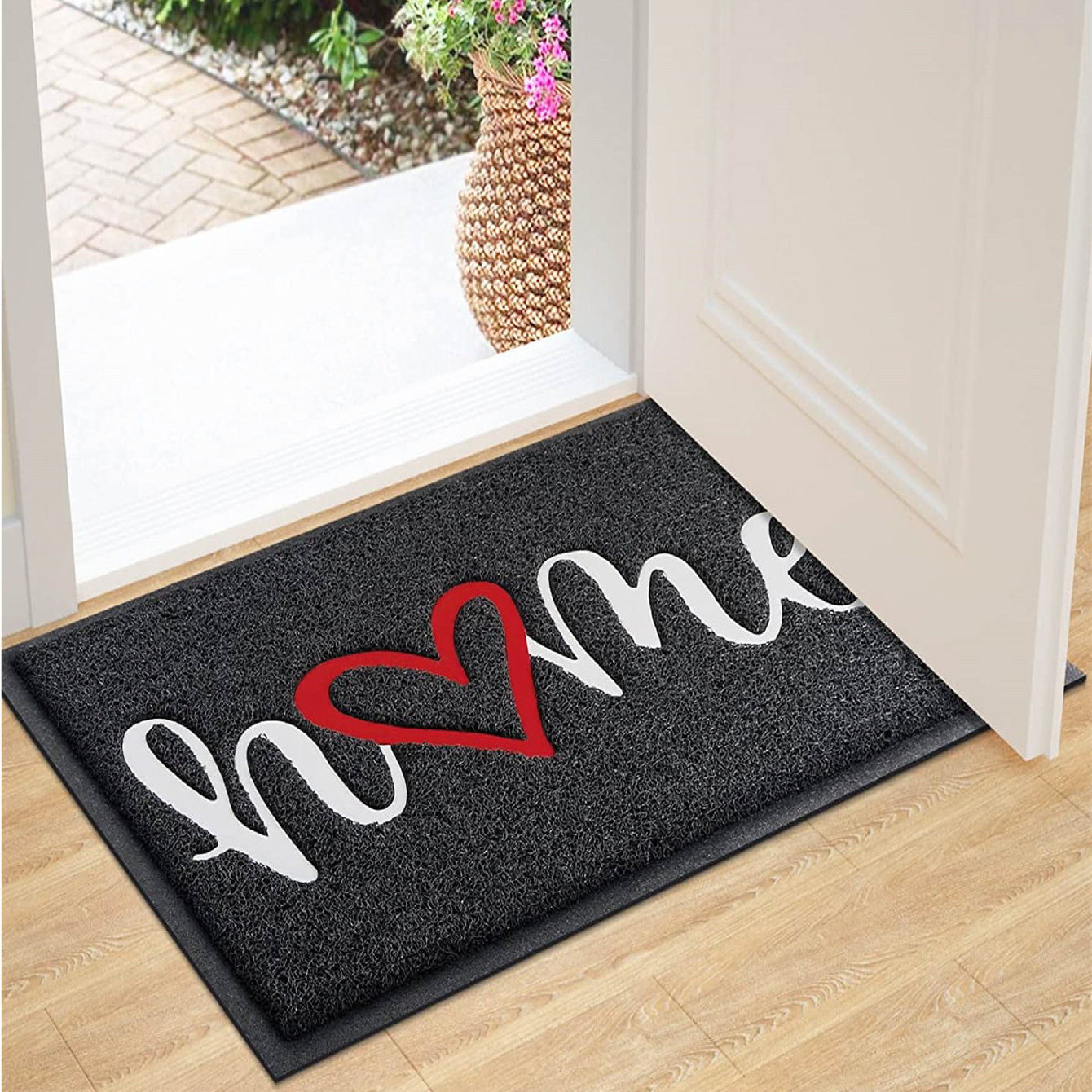 Cross-border manufacturers creative entrance door PVC floor mat love home door mud mat non-slip silk ring carpet