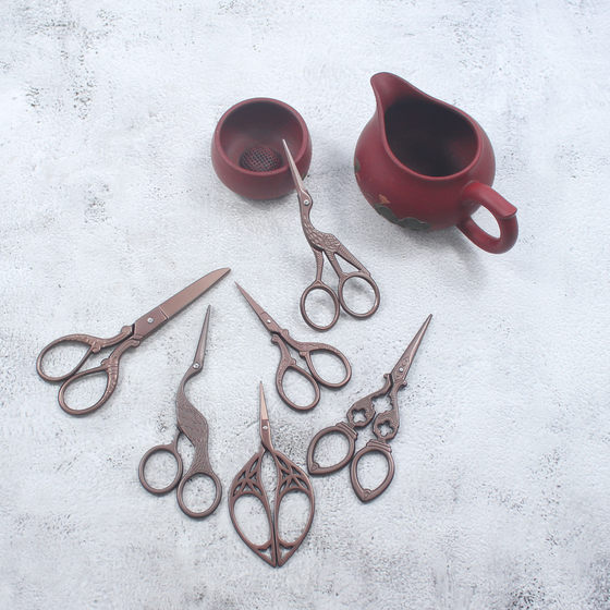 Crane scissors stainless steel gold-plated crane-shaped scissors retro cross-stitch thread scissors tea ceremony tea bag small scissors set