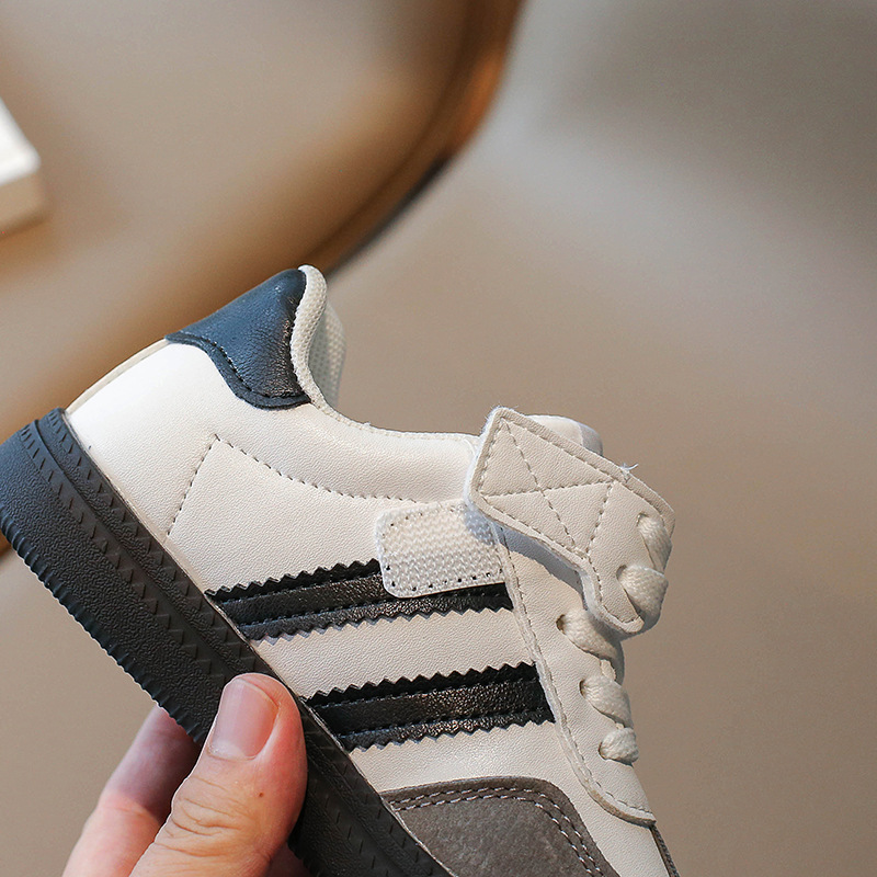 Boys Casual sneaker 2024 Autumn New Children's Soft Sole Running Shoes Girls' Board Shoes Vintage Student Shoes