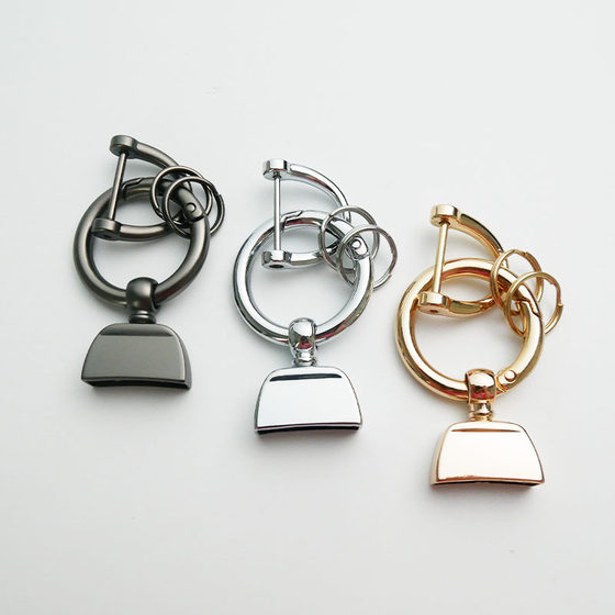 Factory Direct zinc alloy car keychain multifunctional Bell Buckle wholesale fashion brand universal hardware ornaments accessories