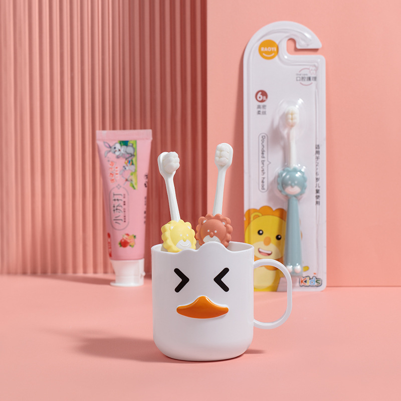 Cartoon Little Lion Children's Soft Hair Toothbrush 2-12 Years Old Single Pack Baby Ten Thousand Hair Toothbrush Factory Wholesale