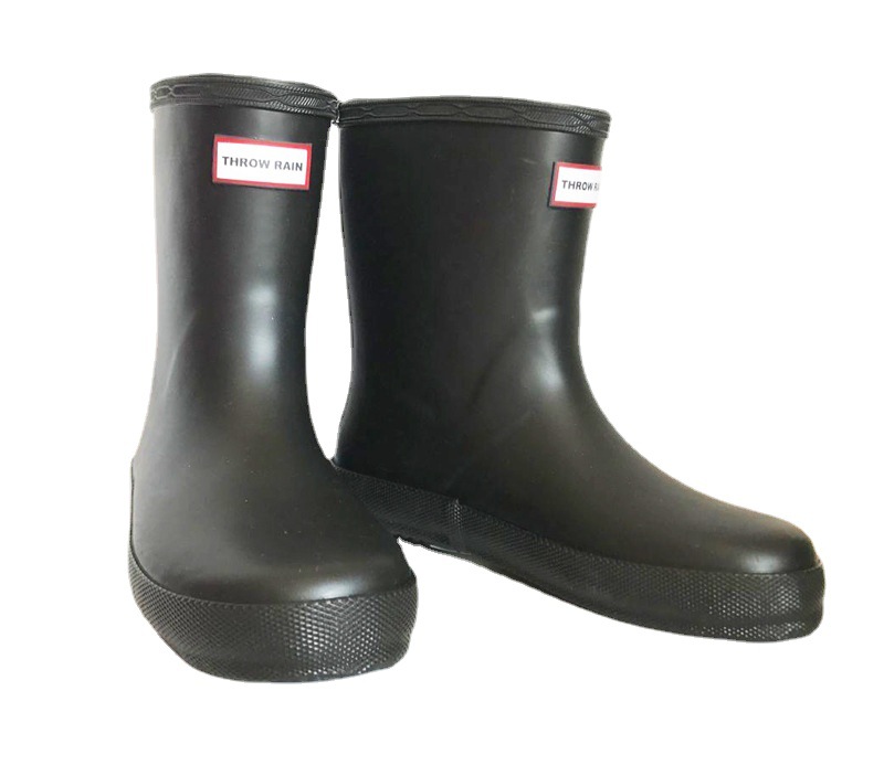 Cross-border Hunter Children's rain boots mid-calf solid color boys' and girls' waterproof shoes flat rubber single rain boots