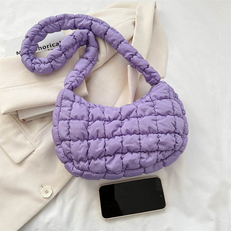 South Korea pleated cloud bag autumn and winter New popular fashion underarm bag fashionable retro large capacity candy color messenger bag