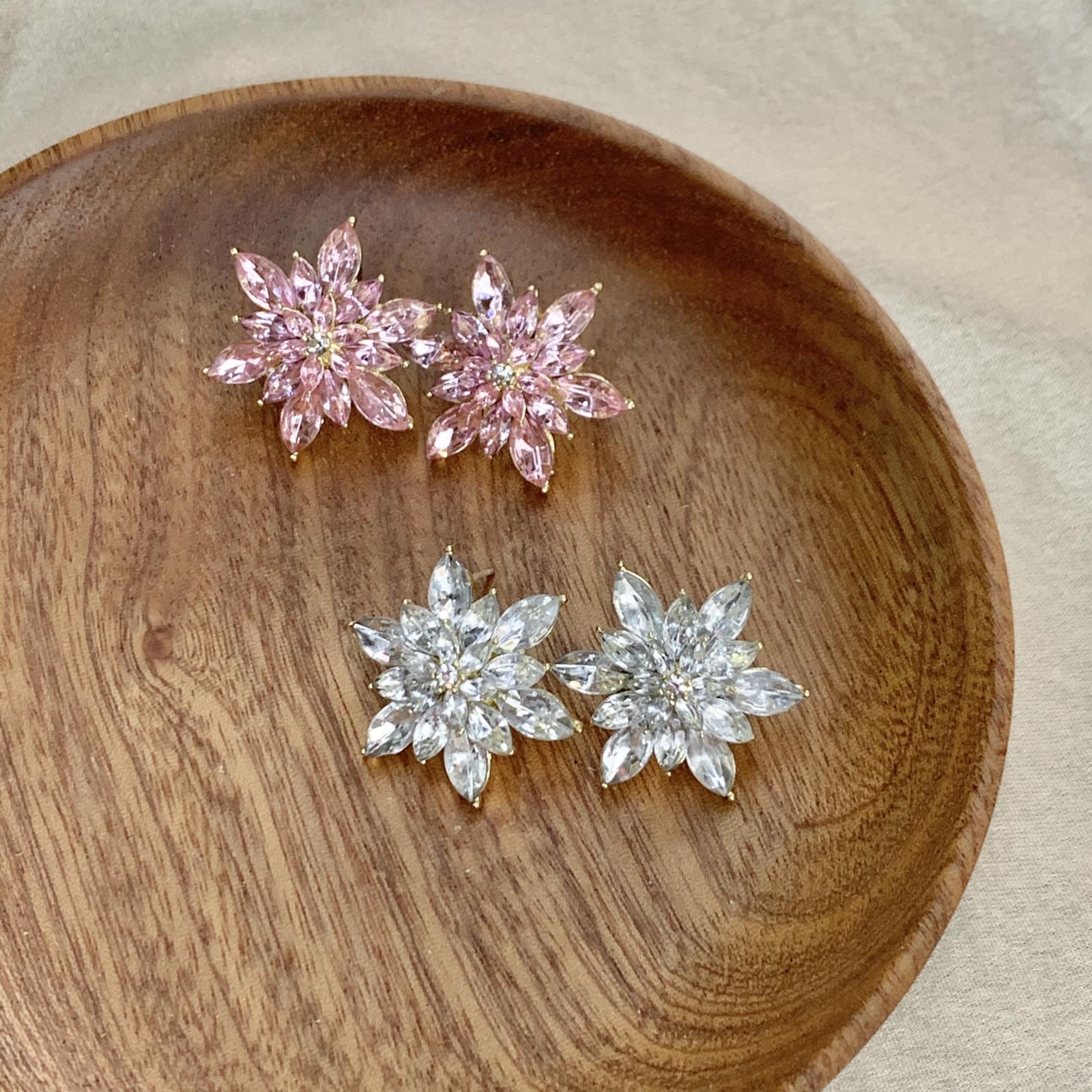 Sparkling Crystal Zirconia Multi-layer 3D Flower Earrings with Silver Needle and Colorful Diamond Earrings for Women - 2023 Summer New Arrival