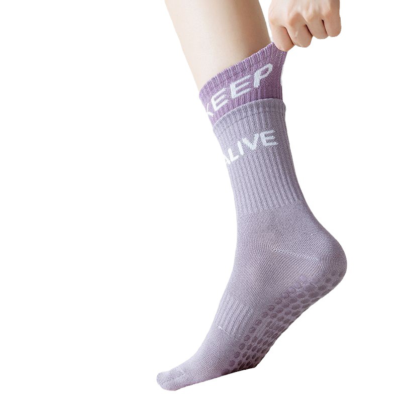 Yoga socks women's mid-calf socks sports socks indoor fitness socks autumn and winter socks aerobics breathable non-slip silicone socks