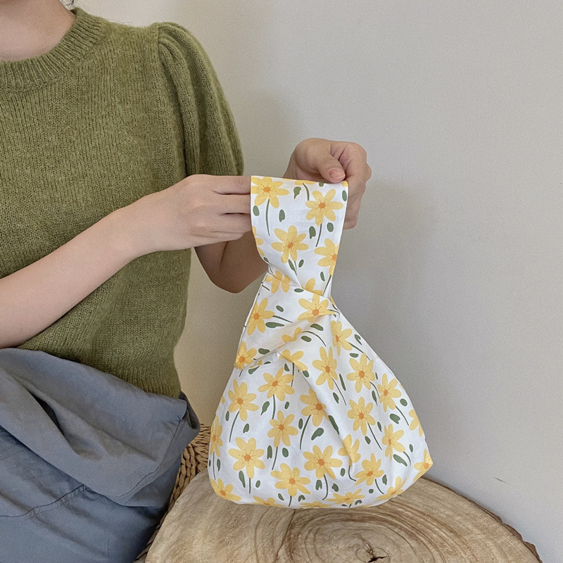 Small fresh change wrist bag ins same style women's bag pure cotton canvas floral vintage flower walking bag cute