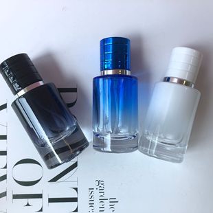 30ml high-end perfume bottle gradient portable perfume packaging bottle travel cosmetics glass spray bottle