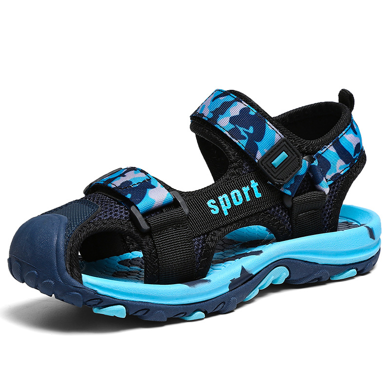 028 Children's Sandals Beach Shoes Summer Outdoor Sports Leisure Baotou Camouflage Velcro Large and Medium-sized Children's Shoes for Boys