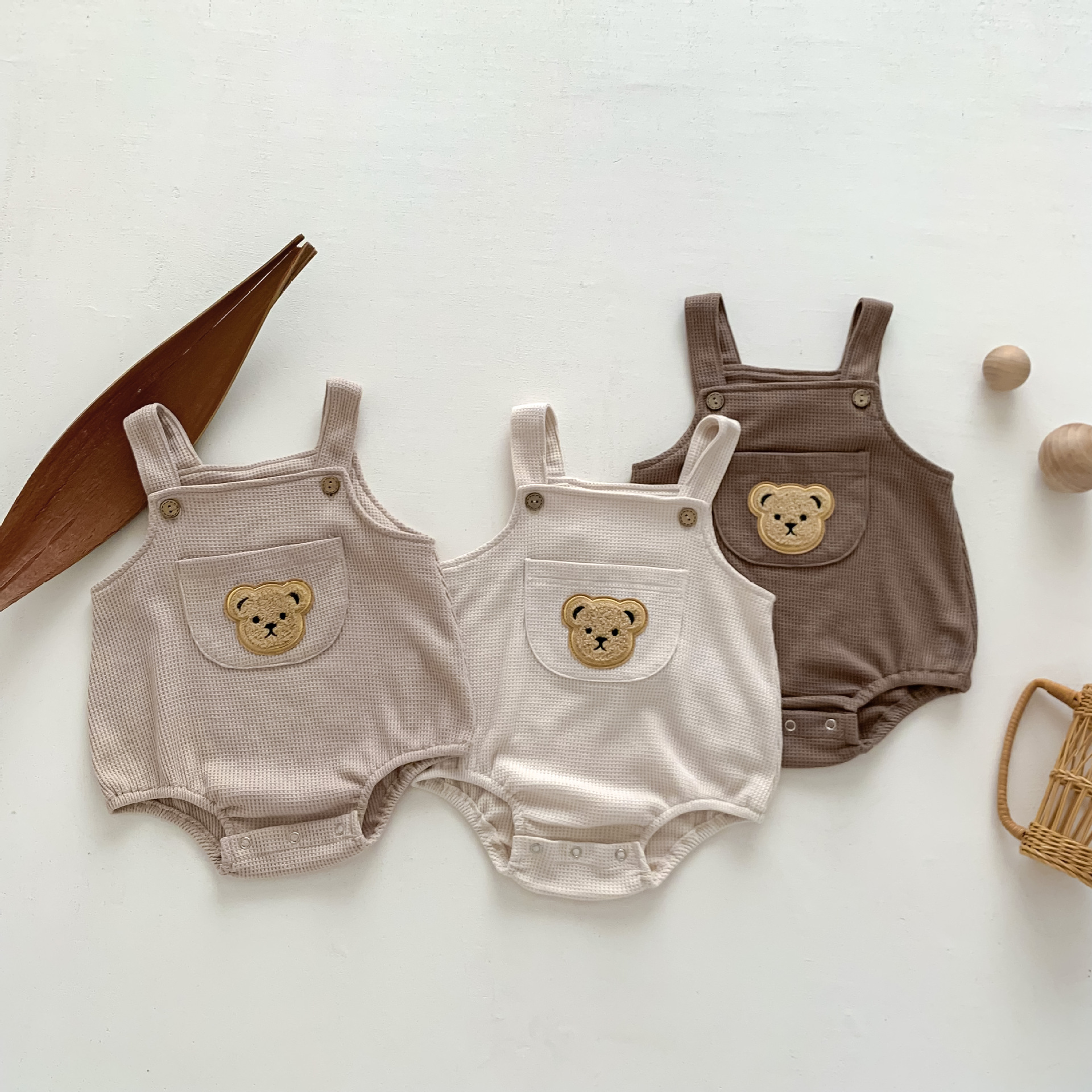 Baby's Summer Sleeve Pants Men's and Women's Baby Short-sleeved T-shirt Waffle Bear Two-piece Newborn One-piece Clothes