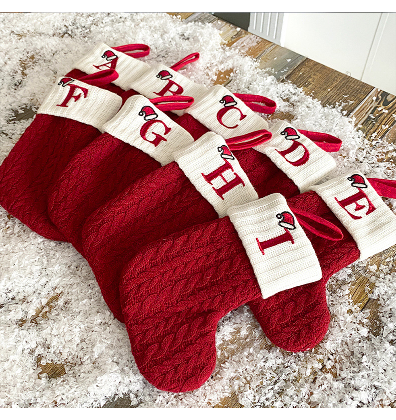 Kannerdagsbedürfnisser dekorativ gestrickte Socken Wollossocken gestickte Kanner-Séissegkeeten-Cadeau-Tütchen Bréif Chrëschtsocken-Cadeau-Tütchen_voghion.com