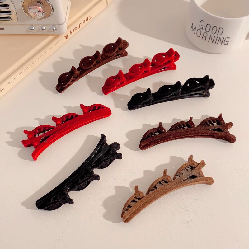 Flocking braided hair bangs clip simple black sweet side texture duckbill clip forehead broken hair solid color Internet celebrity hairpin_voghion.com
