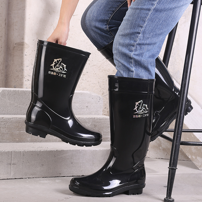Double Fish rain boots men's mid-high men's rain boots non-slip wear-resistant waterproof shoes thickened rubber shoes labor protection waterproof shoes