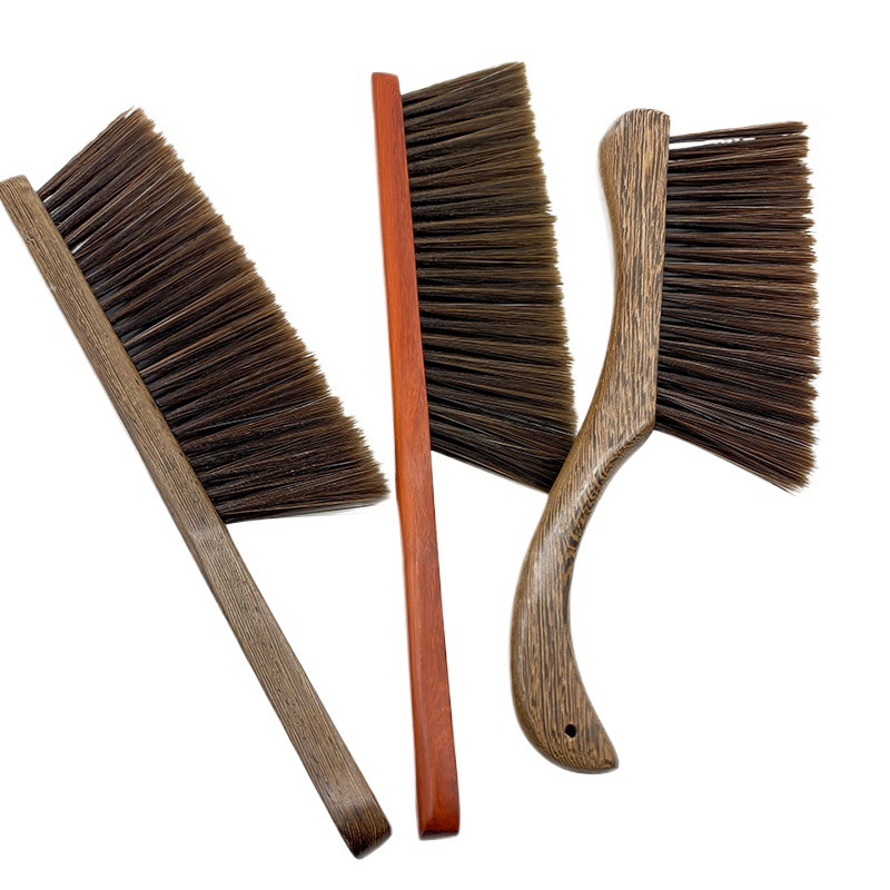 Chicken Wings Wooden Bed Brush Wooden Soft Sweep Bed Brush Home Handle Stall Brush Bristle Broom Wholesale
