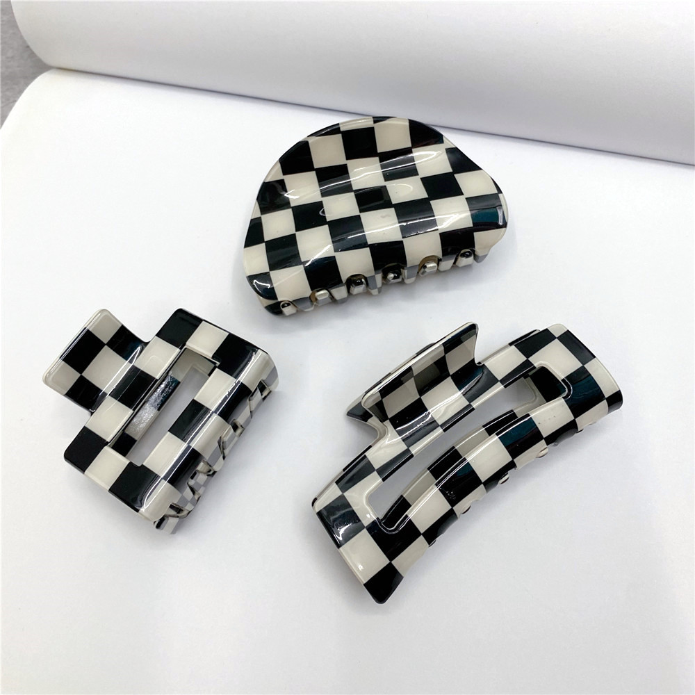 A144 Black and White Checkerboard Hairclip Internet Celebrity Personalized Back Head Large Grab Clip Shark Clip Korean Spring and Summer New