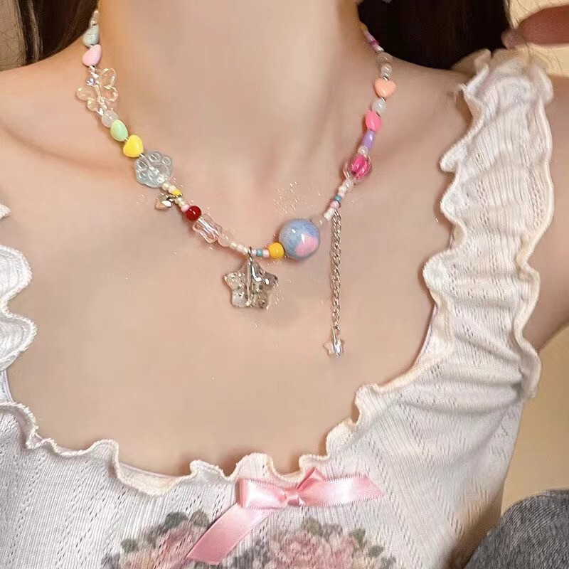 夏のカラーキャンディーのフリンジの星のネックレスの女性の項の軽くて豪華な高級感の鎖の鎖の甘いクールなギャルは首の鎖を飾ります。|undefined
