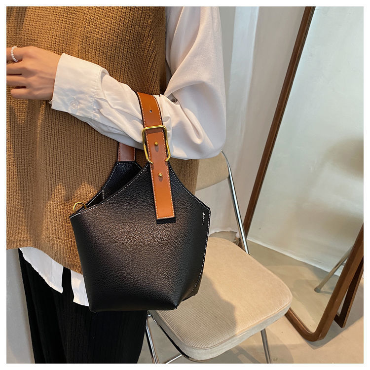 Γυναικεία τσάντα χονδρικής χονδρικής τσάντα εξειδικευμένου σχεδιασμού γυναικεία τσάντα σε αντίθεση χρώματος τσάντα κουβά τσάντα καλαθιού φαγητού_voghion.com