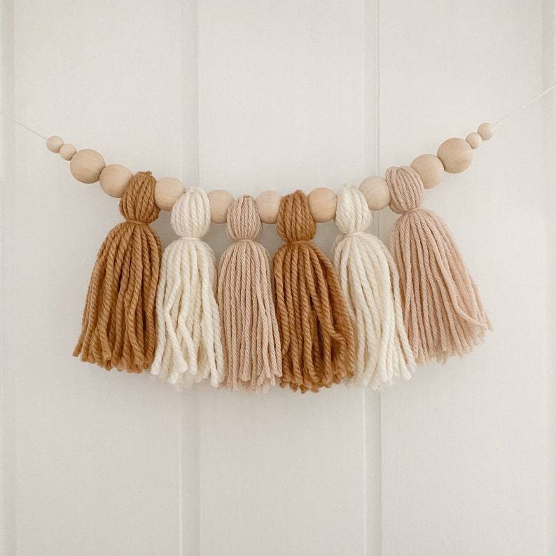 ins Amazon European and American pastoral style wood color colored wool wooden beads tassel string handicraft decorative ornaments
