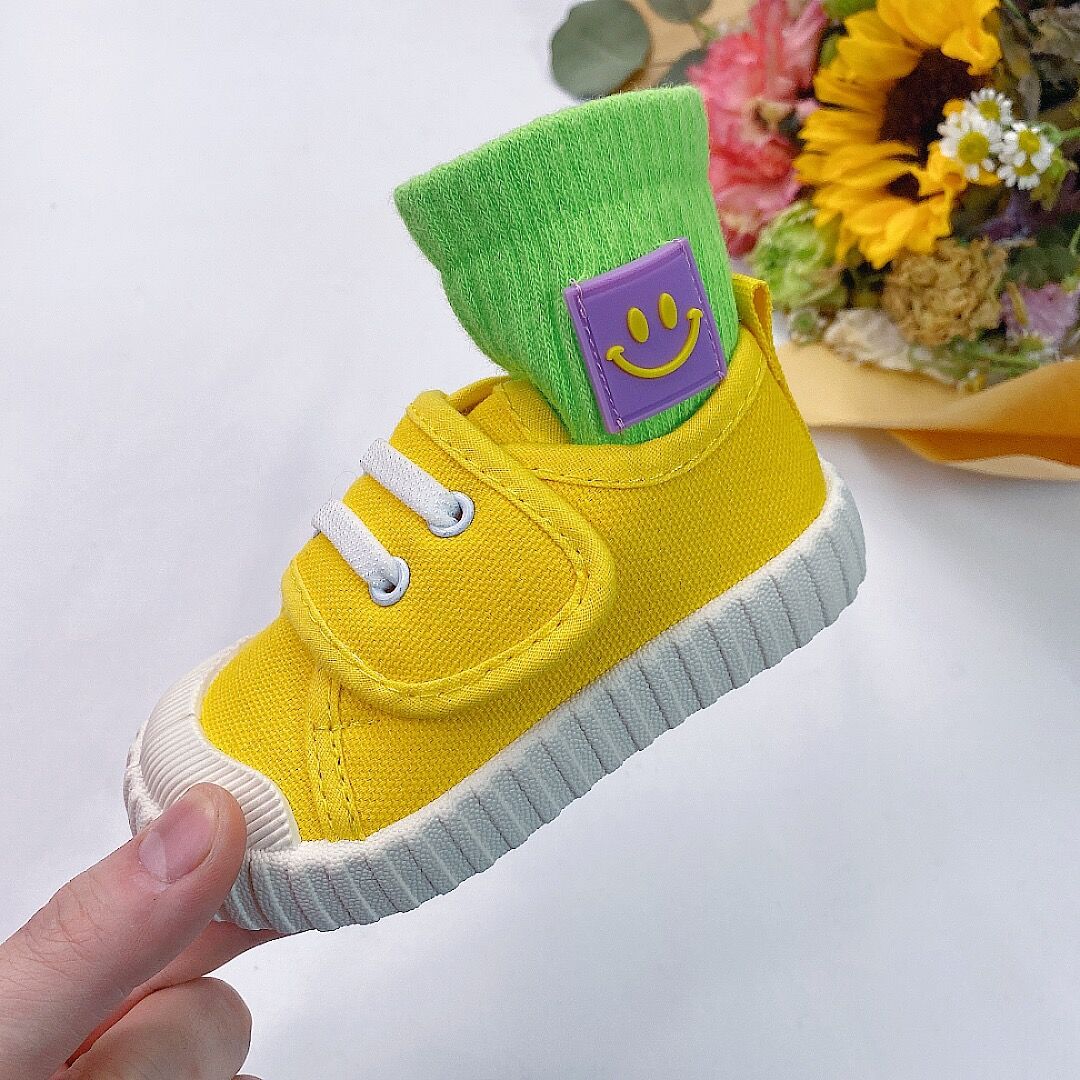 Children's canvas shoes 2024 spring and autumn new boys and girls cloth shoes small white shoes indoor shoes children's shoes tide cross-border
