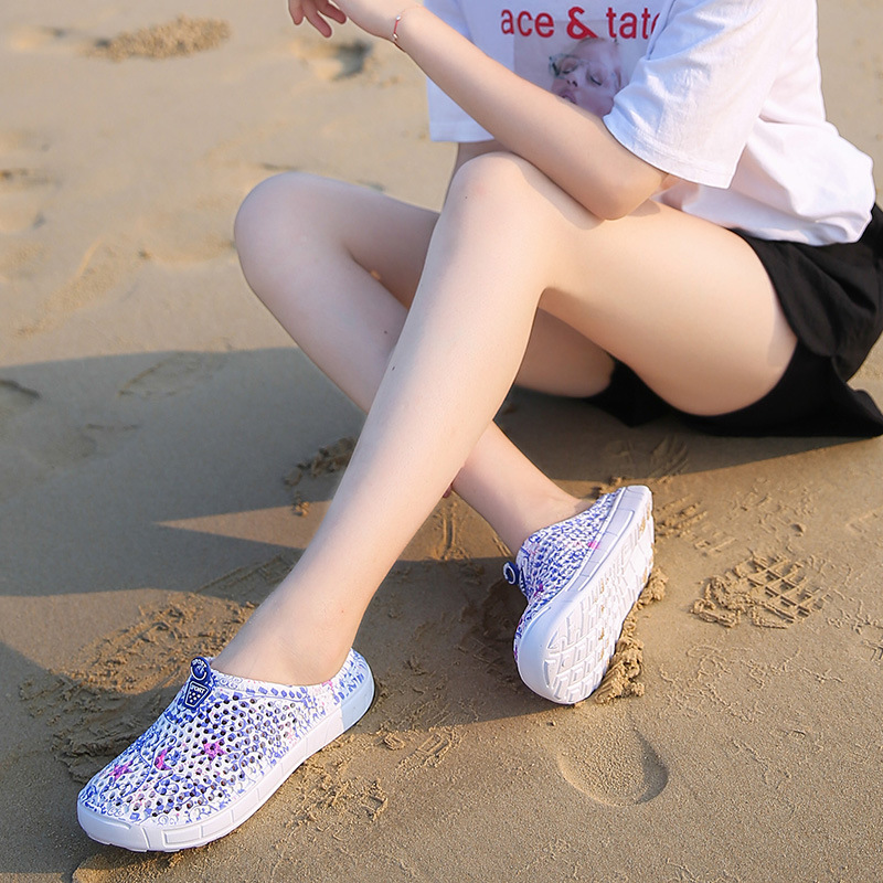 Cross-border Hole Shoes Women's Summer New Pattern Breathable Beach Slippers Korean Style Student Hollow Toe Sandals Slippers