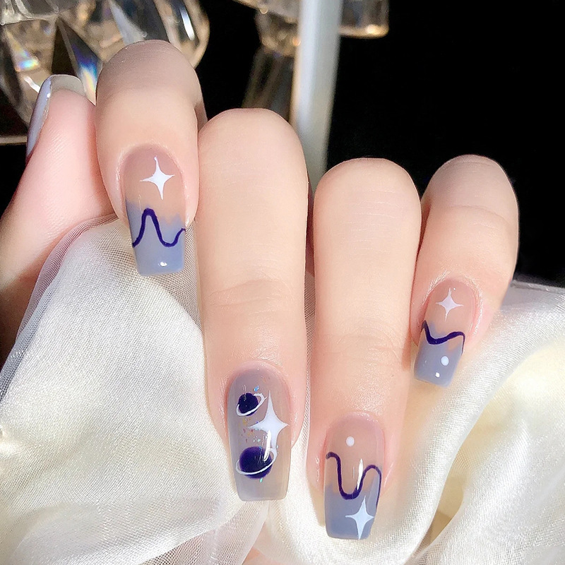 Star model wearing a false nail patch temperament White finished wholesale 24 pieces of explosions for pregnant women removable - ShopShipShake