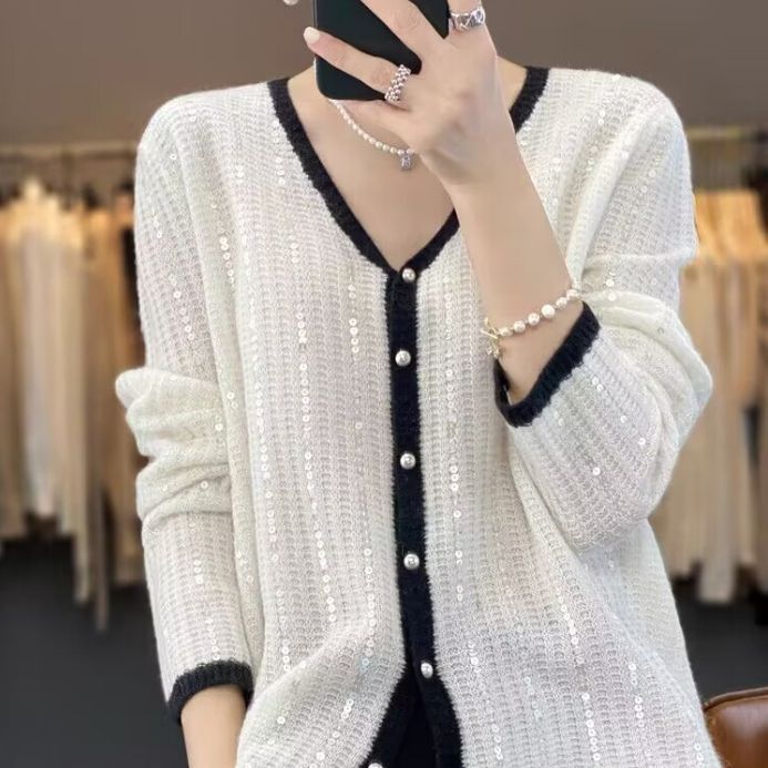 Early autumn heavy-duty sequined cardigan women's V-neck loose high-grade pearl buckle sweater versatile knitted long-sleeved coat