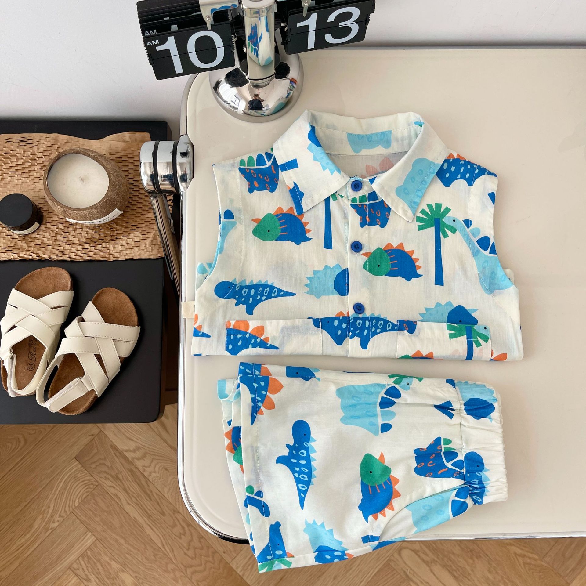 Children's cartoon suit 0-6 years old summer boys Korean sleeveless top dinosaur T-shirt shorts two-piece set BT093