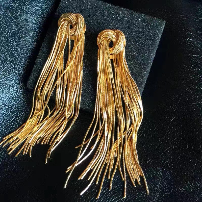 歐美風高端18K重金屬蛇骨鏈打結流蘇耳環高級感走秀雜誌款個性