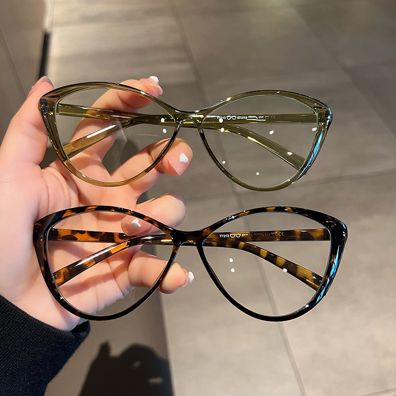 European and American Style Butterfly Frame Anti-Blue Light Flat Mirror Women's Hawksbill Color Fashionable All-match Matching Speed Short-sighted Mirror Frame