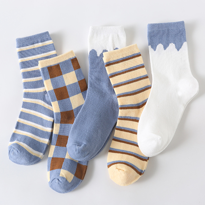 Mid-tube socks women's summer thin blue striped student girl sock trend cute Japanese stockings factory hair