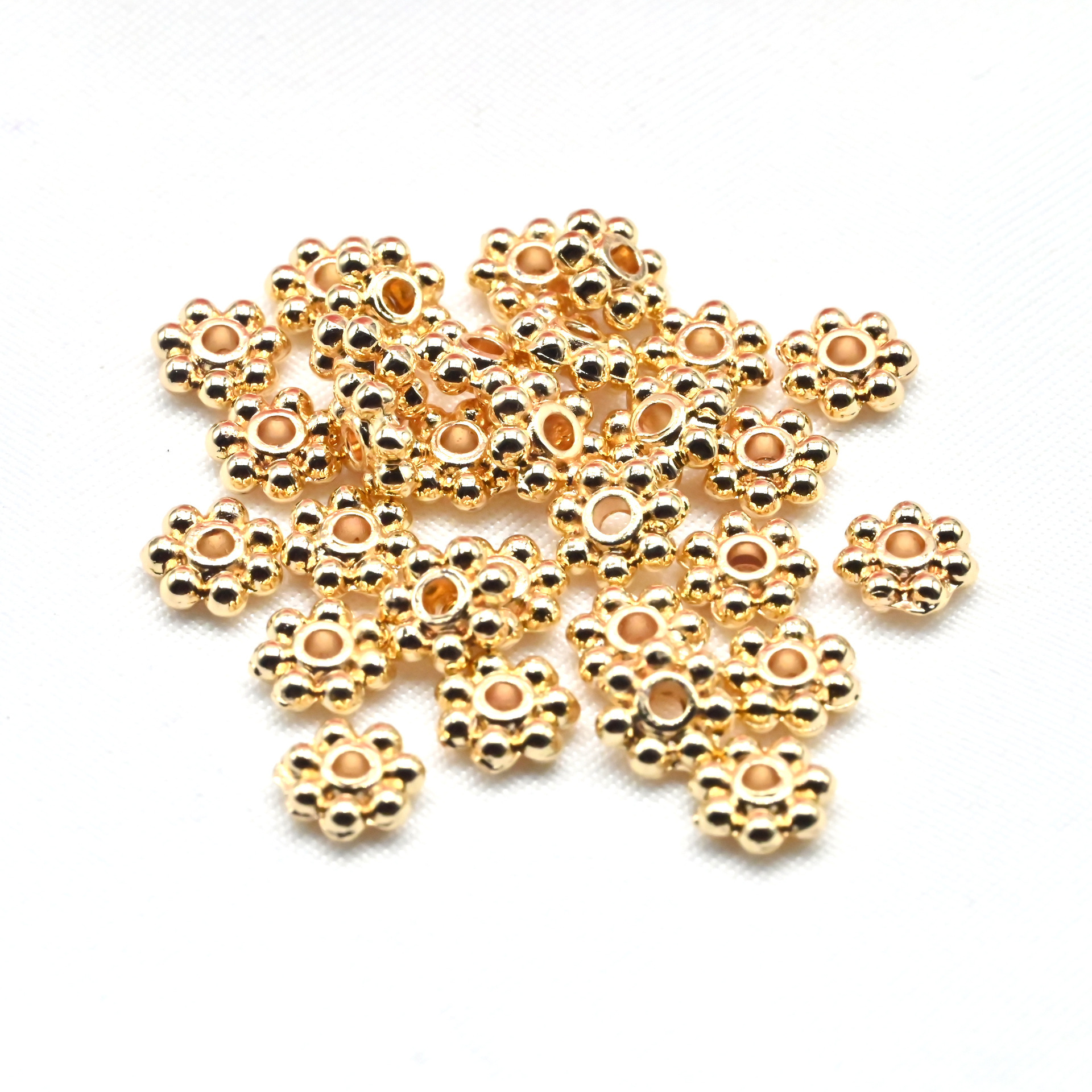 14K gold color retaining snowflake Flake Flake Flake receptacle jewelry accessories diy handmade bracelet necklace spacer beaded loose beads material