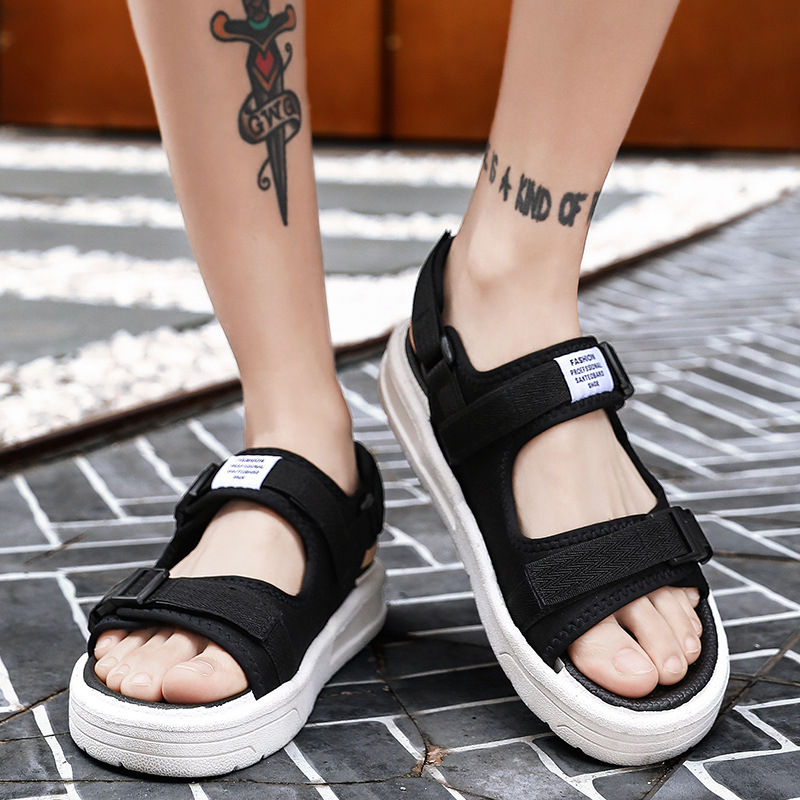 2022 summer new men's sandals Korean fashion fashion outdoor leisure sports beach shoes couple sandals