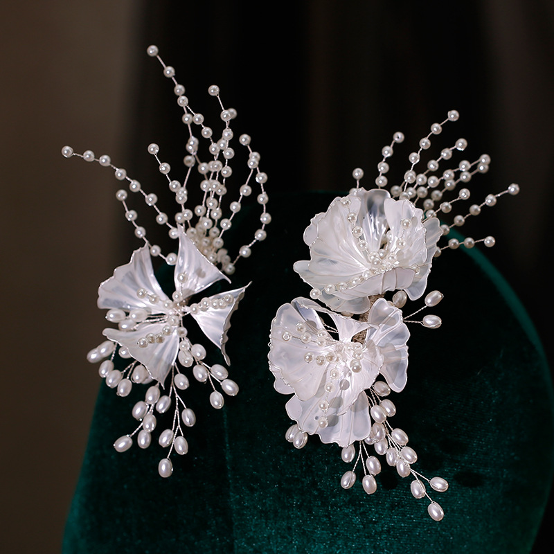 Original exquisite bridal flower beaded hairpin fashionable elegant simple side clip Super fairy studio wedding dress accessories